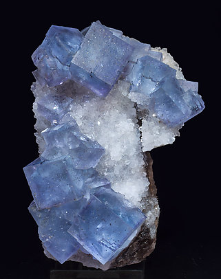 Fluorite with Quartz. Side