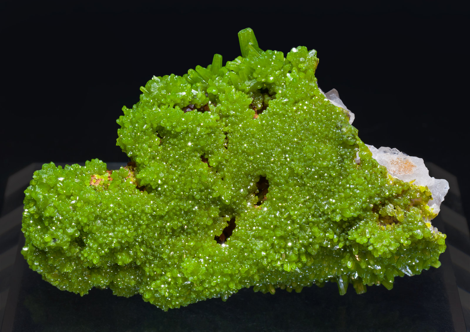 specimens/s_imagesAK0/Pyromorphite-LT46AK0r.jpg