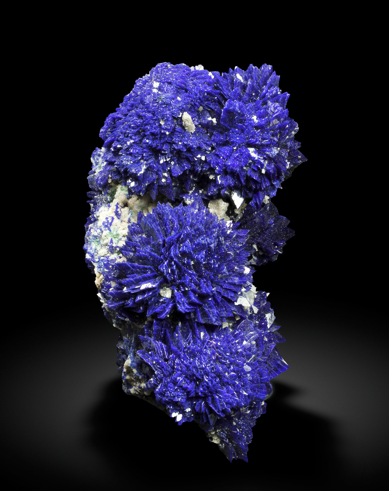 specimens/s_imagesAK1/Azurite-EL66AK1_0195_f.jpg