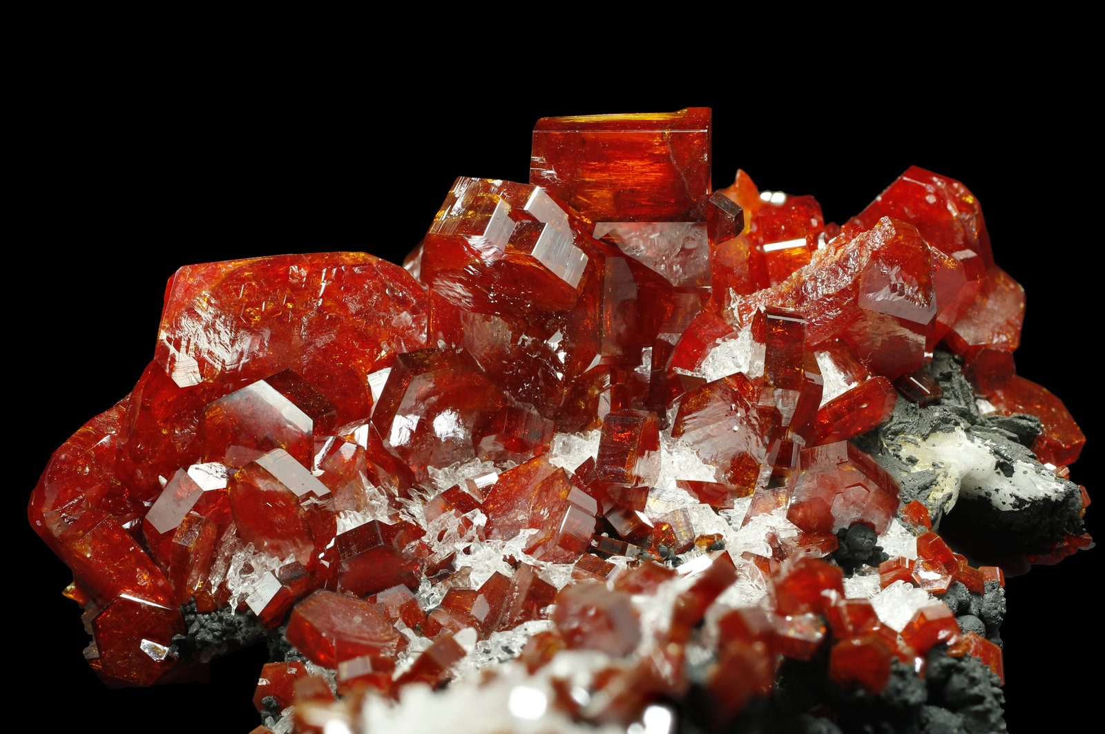 specimens/s_imagesAK1/Vanadinite-AB16AK1_0326_d1.jpg