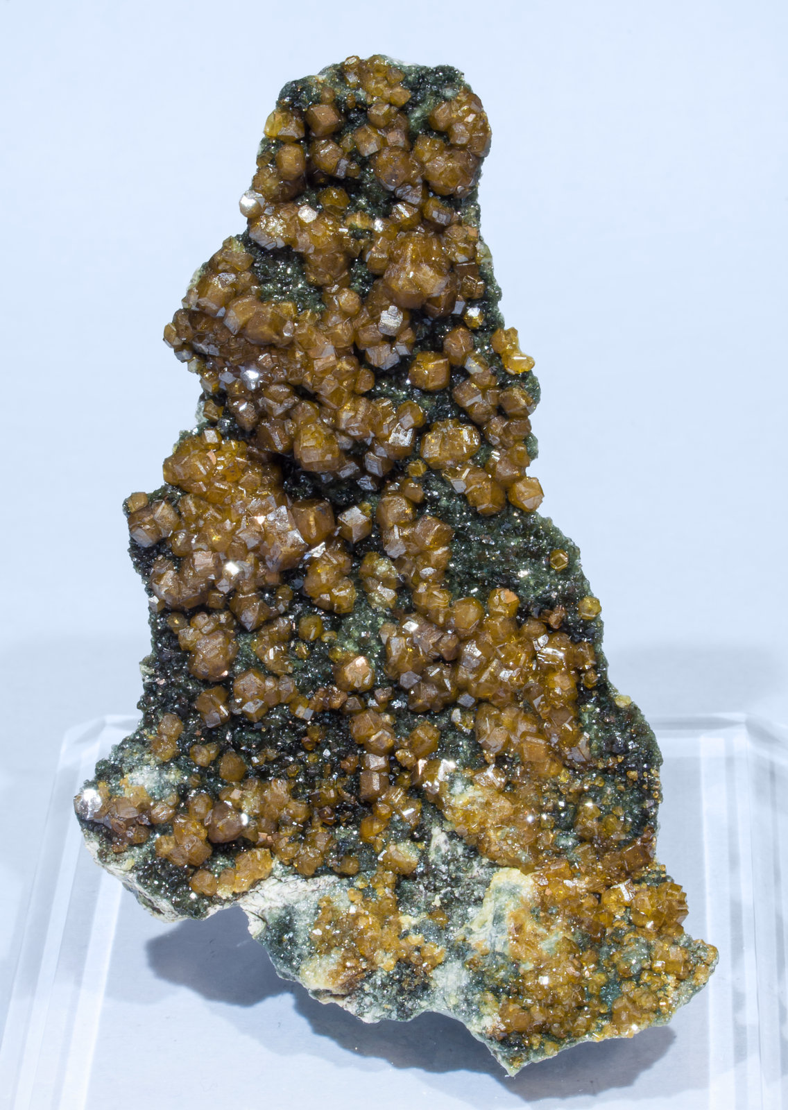 specimens/s_imagesAK3/Andradite_topazolite-T92MAK3s.jpg