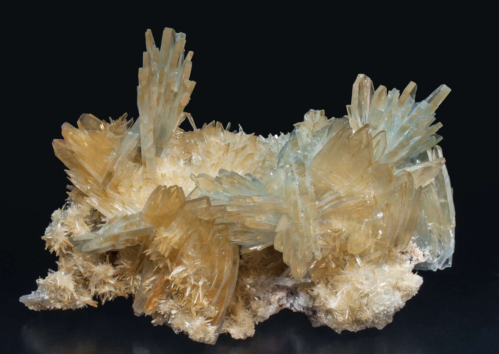 specimens/s_imagesAK4/Baryte-LB93AK4f.jpg