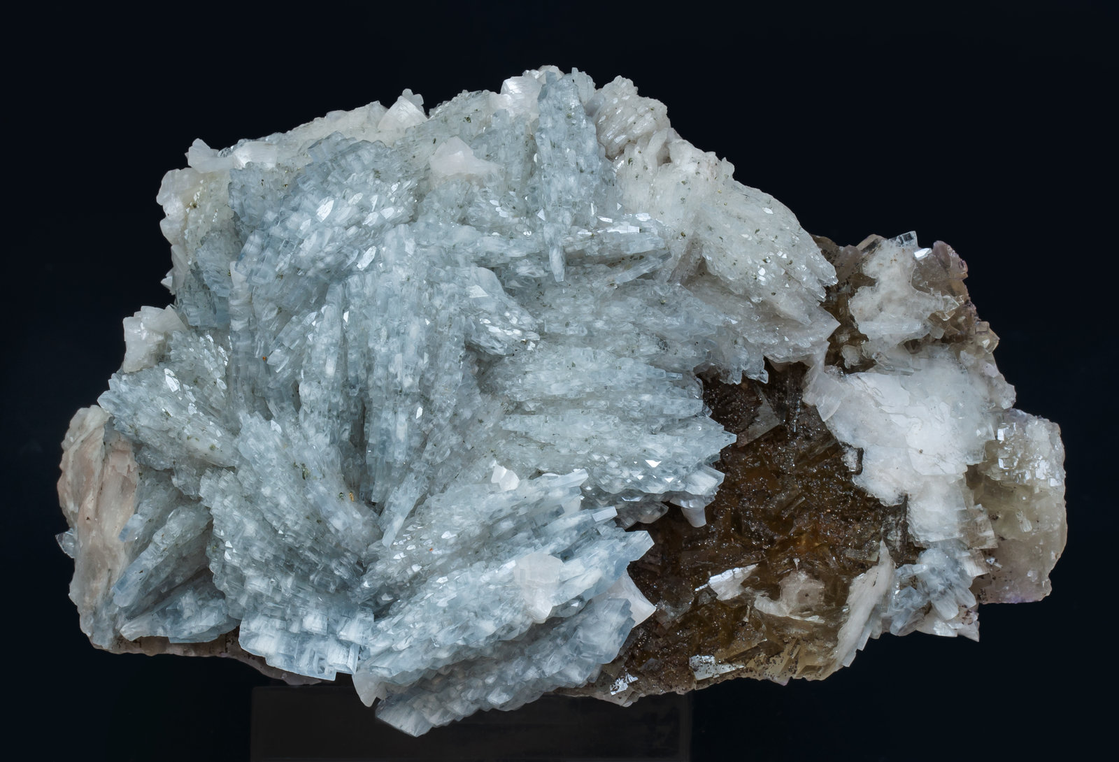 specimens/s_imagesAK5/Baryte-NP27AK5f.jpg