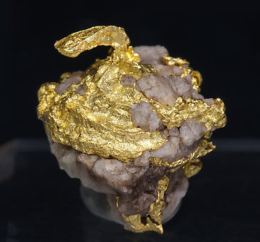 Gold with Quartz. Front