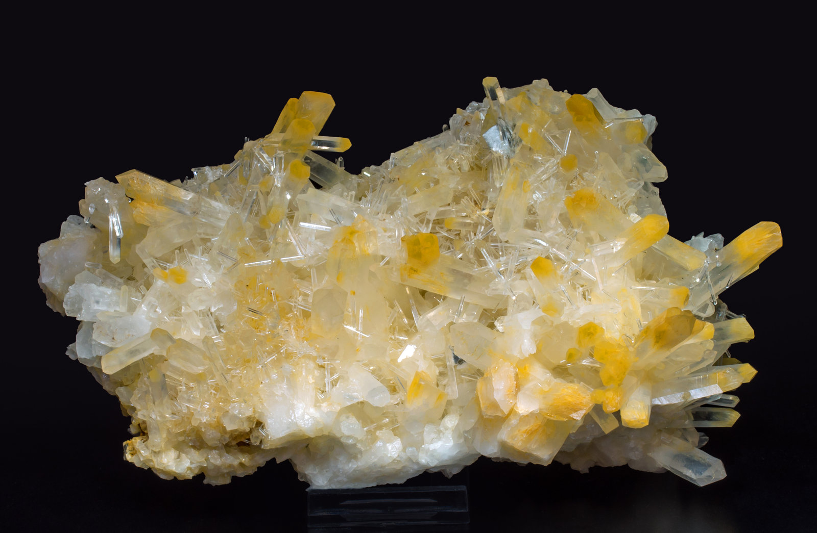 specimens/s_imagesAK9/Quartz-EV93AK9f.jpg