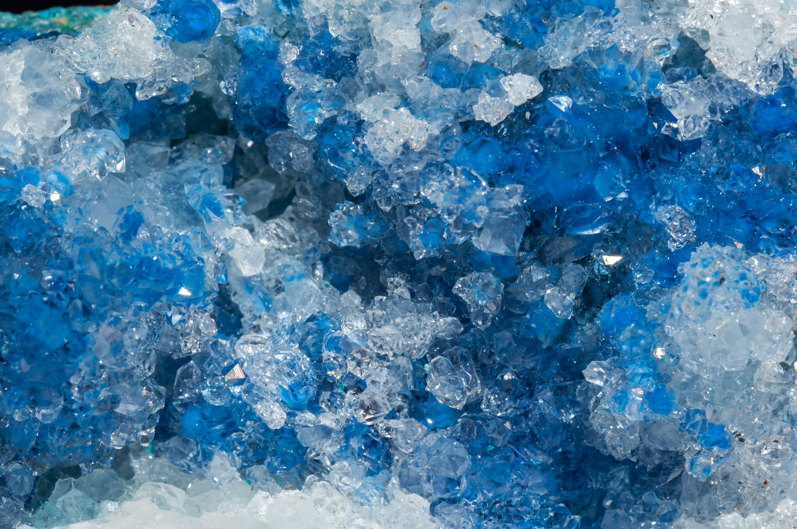 specimens/s_imagesAL1/Shattuckite-TP98AL1d.jpg