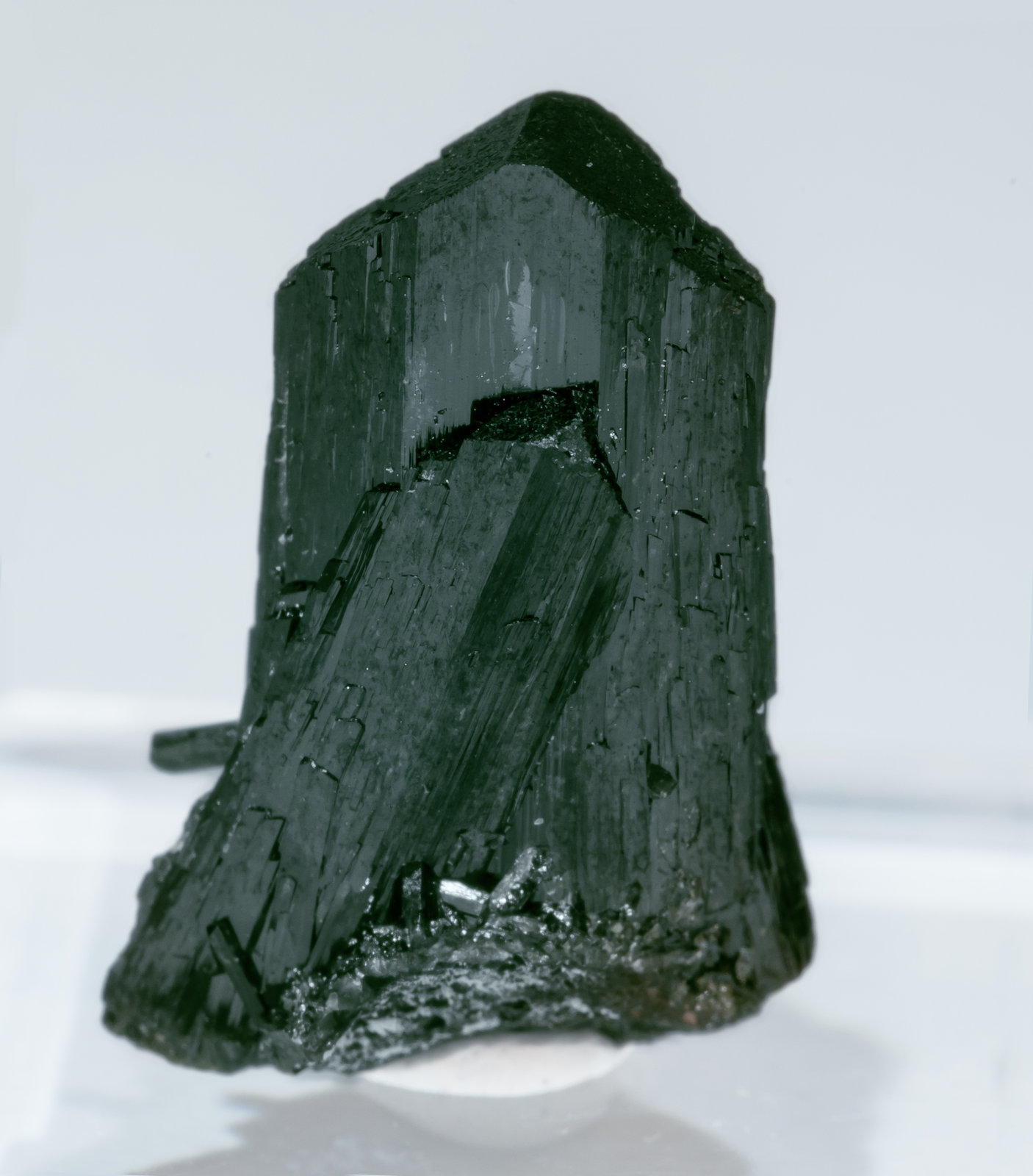 specimens/s_imagesAL2/Olivenite-TA50AL2r.jpg