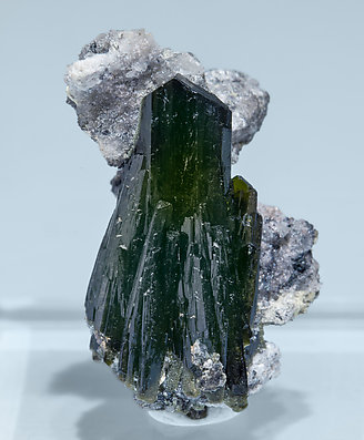 Olivenite. Front