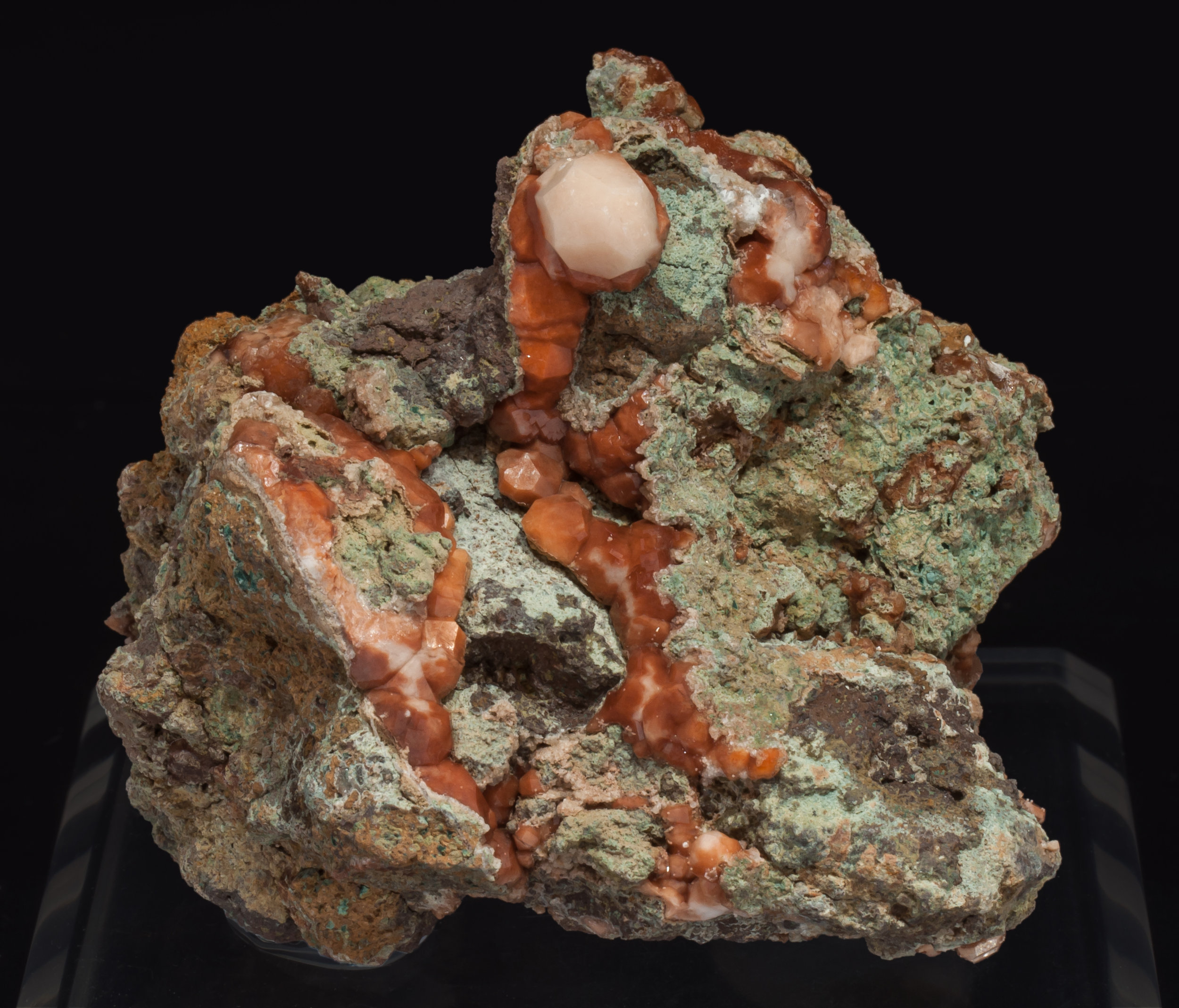 specimens/s_imagesAL3/Analcime-EM36AL3f.jpg