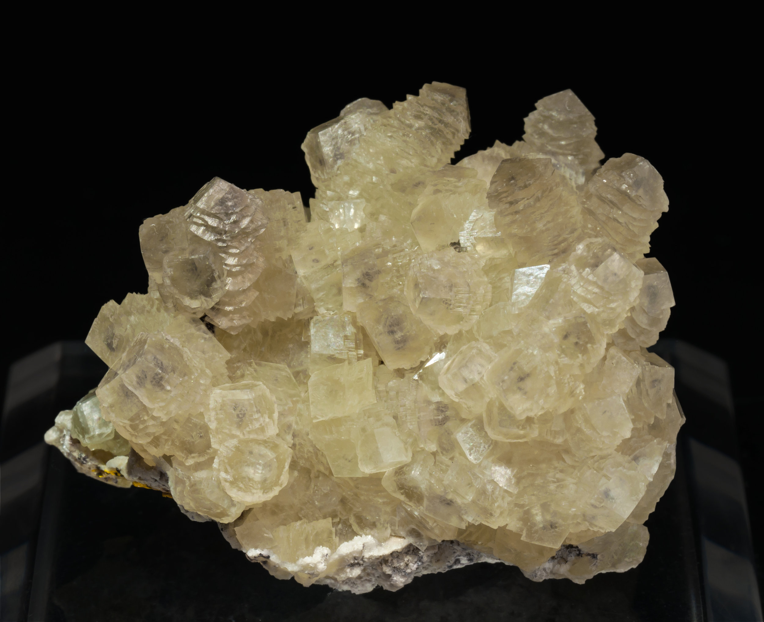 specimens/s_imagesAL3/Smithsonite-TR98AL3f.jpg