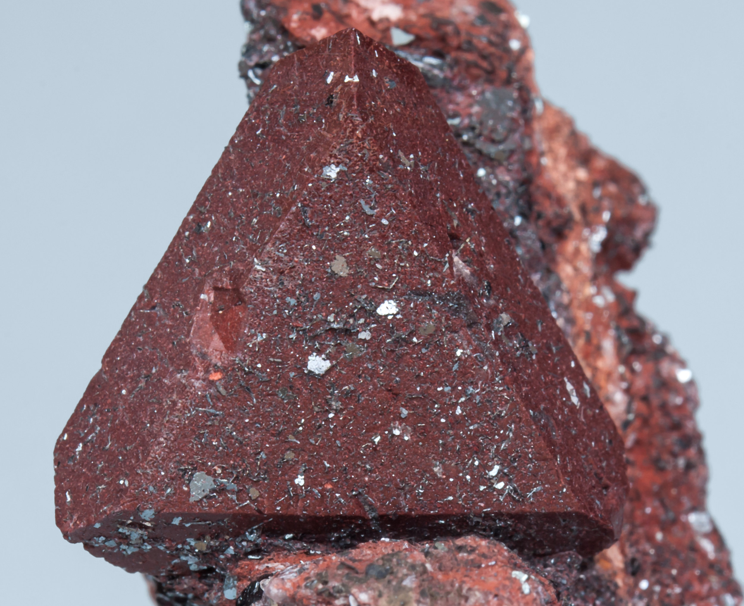 specimens/s_imagesAL3/Zunyite-MD93AL3d.jpg