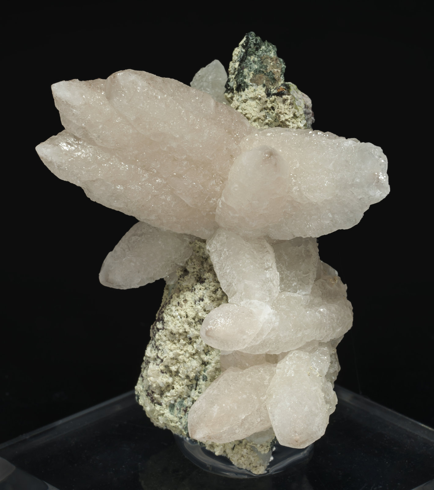 specimens/s_imagesAL4/Calcite-EK86AL4s.jpg