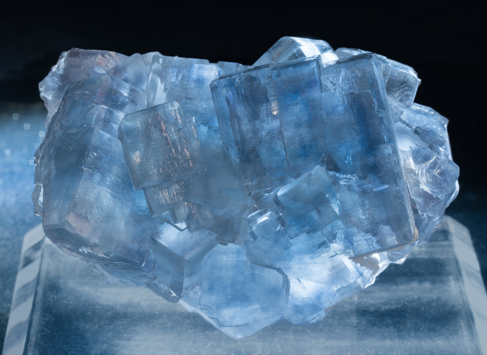 specimens/s_imagesAL4/Fluorite-NR47AL4f2.jpg