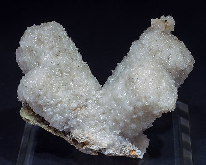 Calcite (variety kanonenspat) with Quartz and Epidote. Front