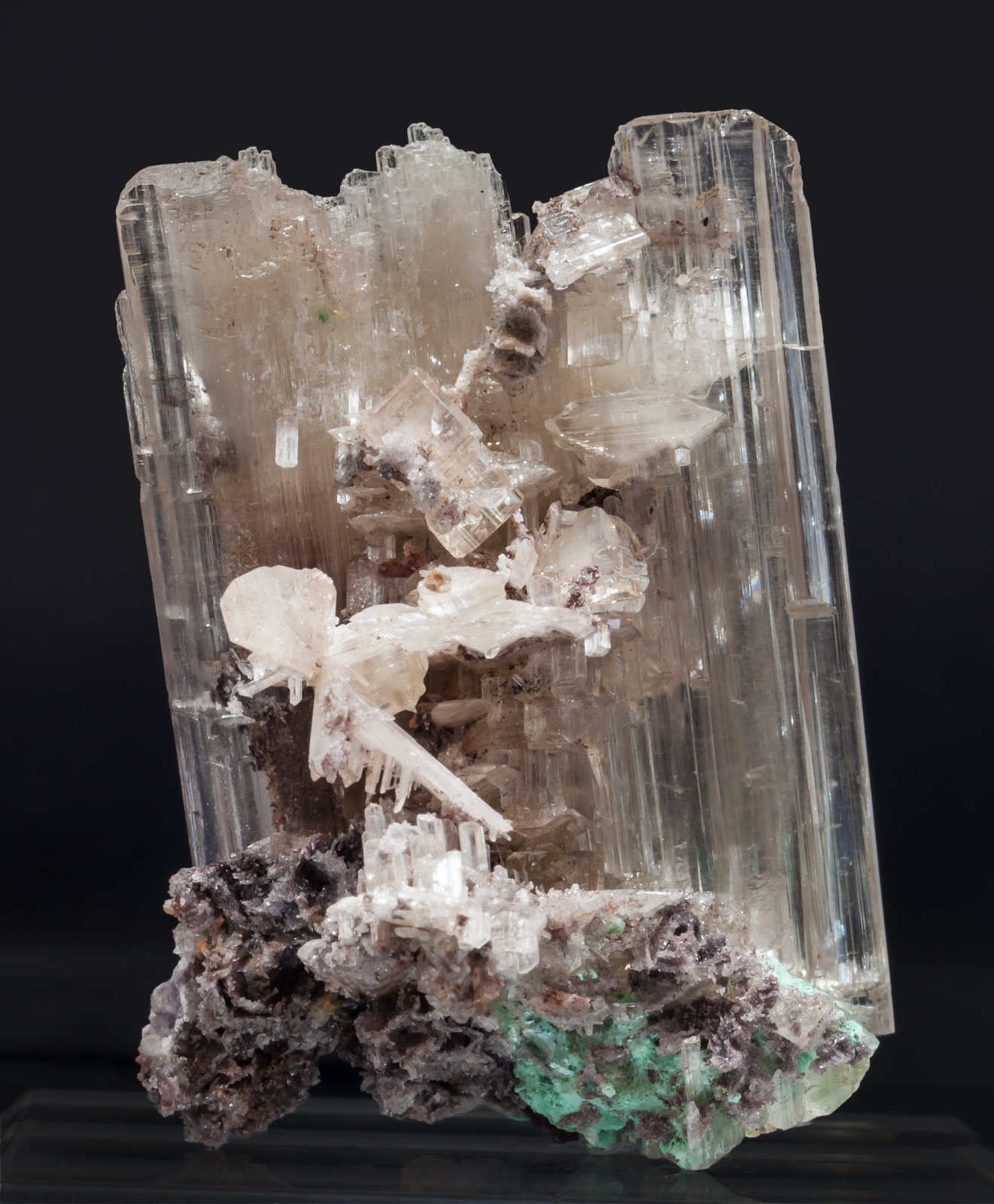 specimens/s_imagesAL5/Cerussite-TT48AL5r.jpg