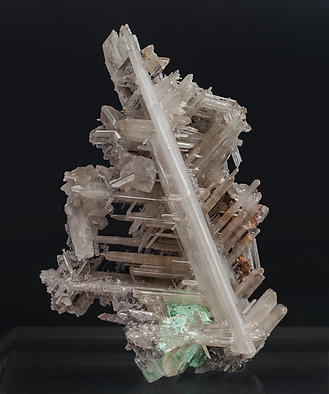 Cerussite with Malachite. Side