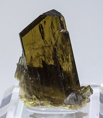 Clinozoisite. Front