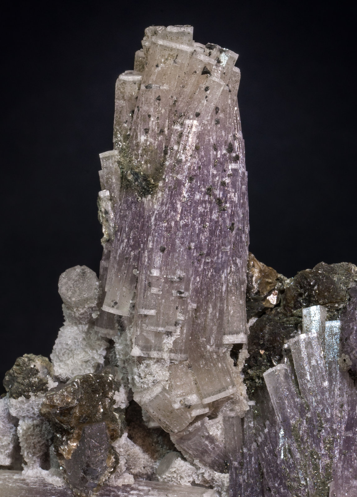 specimens/s_imagesAL5/Fluorapatite-NC10AL5d.jpg