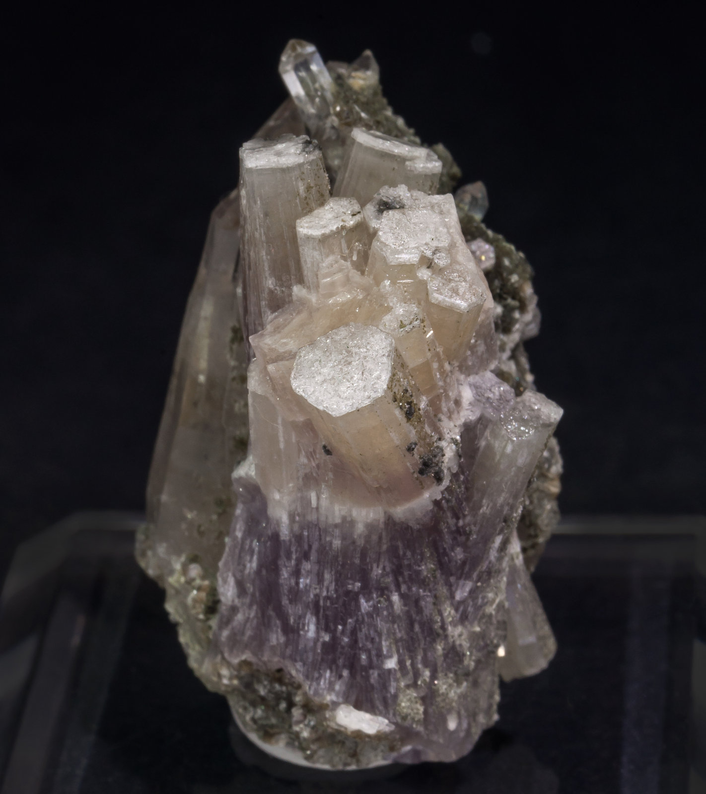 specimens/s_imagesAL5/Fluorapatite-NG76AL5s.jpg