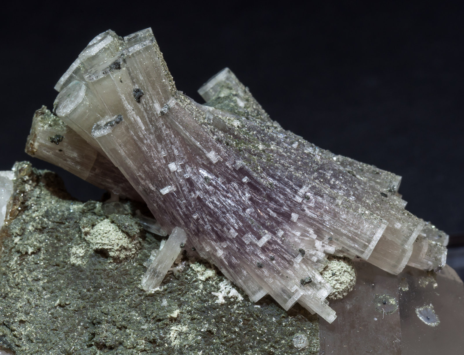 specimens/s_imagesAL5/Fluorapatite-NL48AL5d.jpg