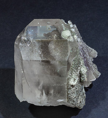 Fluorapatite with Quartz, Muscovite and Chlorite. Front