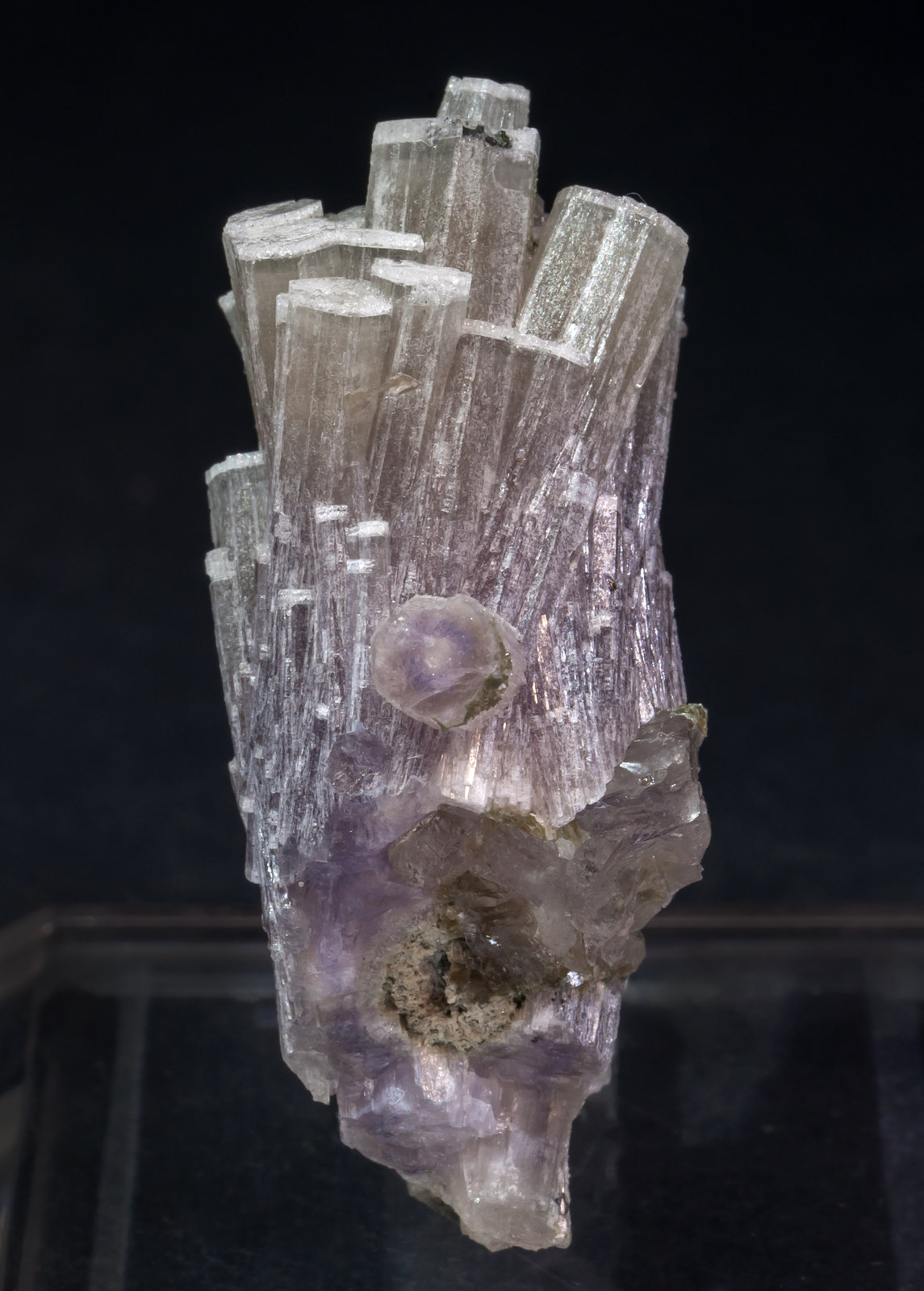 specimens/s_imagesAL5/Fluorapatite-NQ6AL5r.jpg