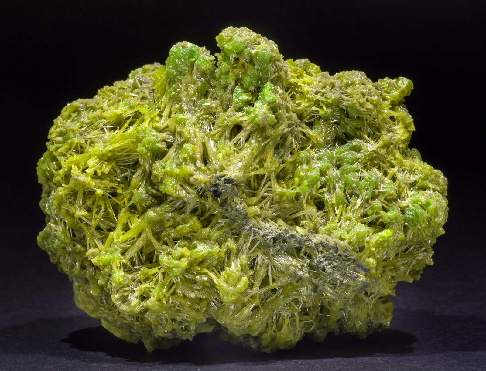 specimens/s_imagesAL5/Pyromorphite-NT92AL5f.jpg