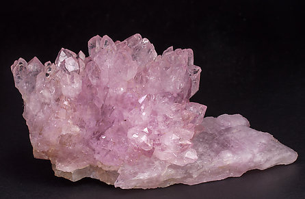 Quartz (variety rose quartz). Front