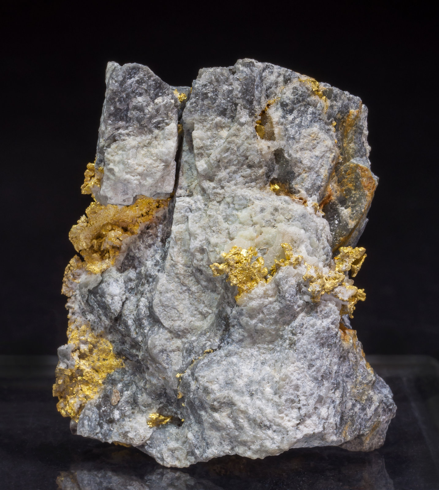 specimens/s_imagesAL6/Gold-TJ99AL6s.jpg