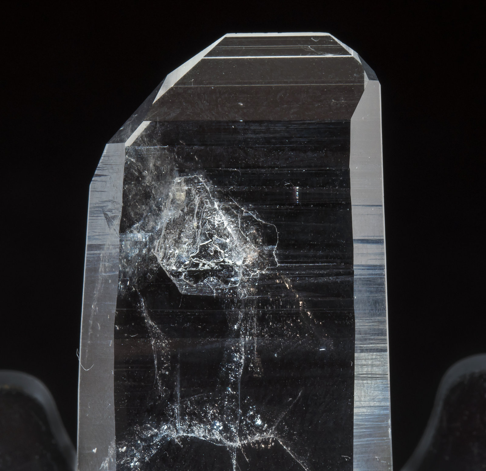 specimens/s_imagesAL6/Quartz-EK89AL6d.jpg