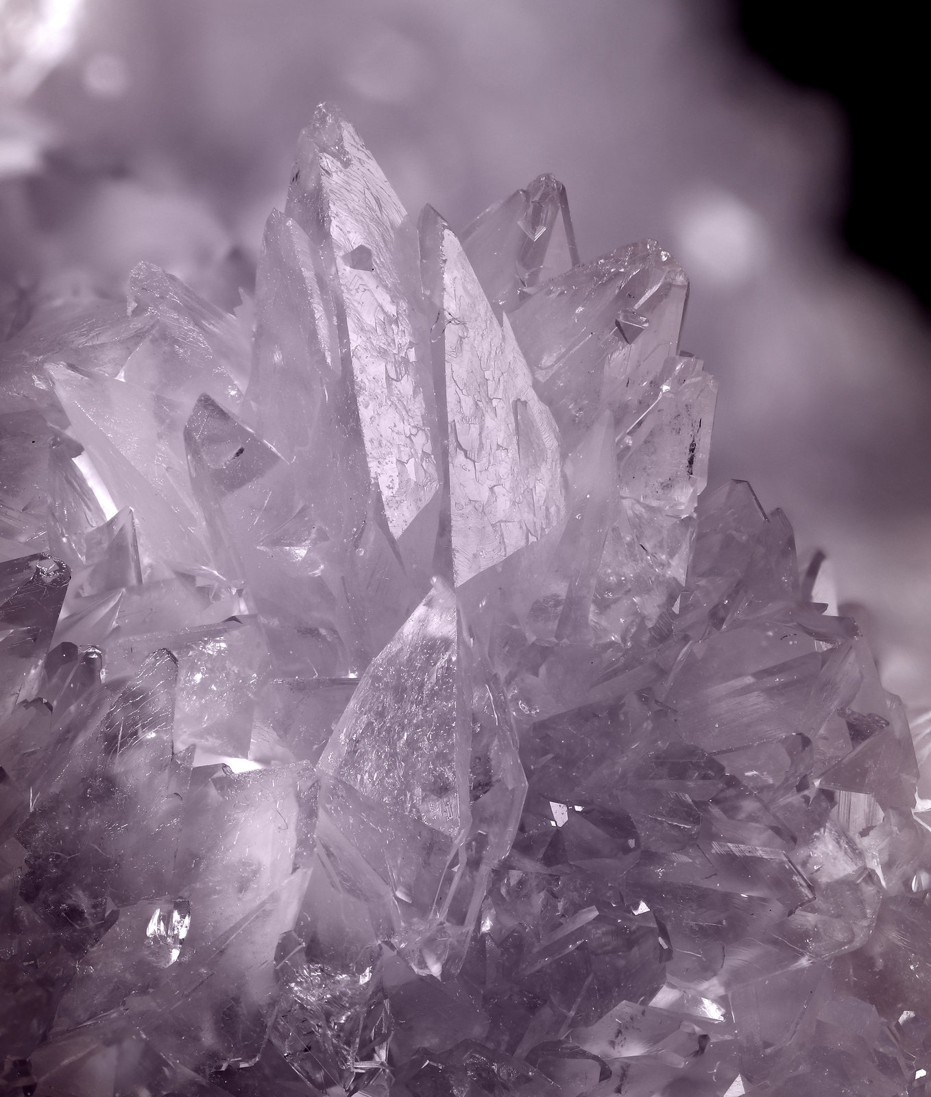 specimens/s_imagesAL7/Creedite-TB27AL7_1367_d.jpg