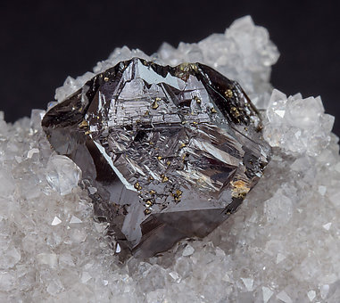 Sphalerite with Quartz. 