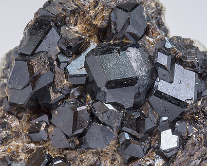 Andradite. 