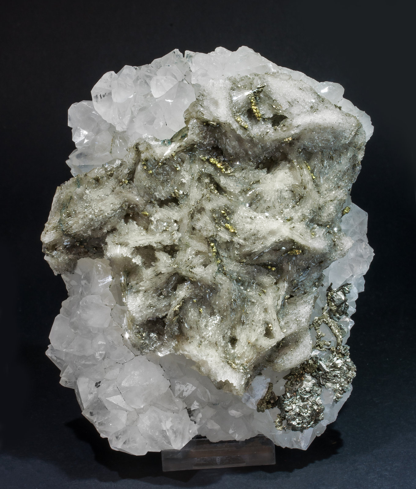 specimens/s_imagesAL9/Baryte-EC27AL9f.jpg