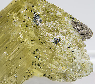 Twinned Diaspore with Rutile