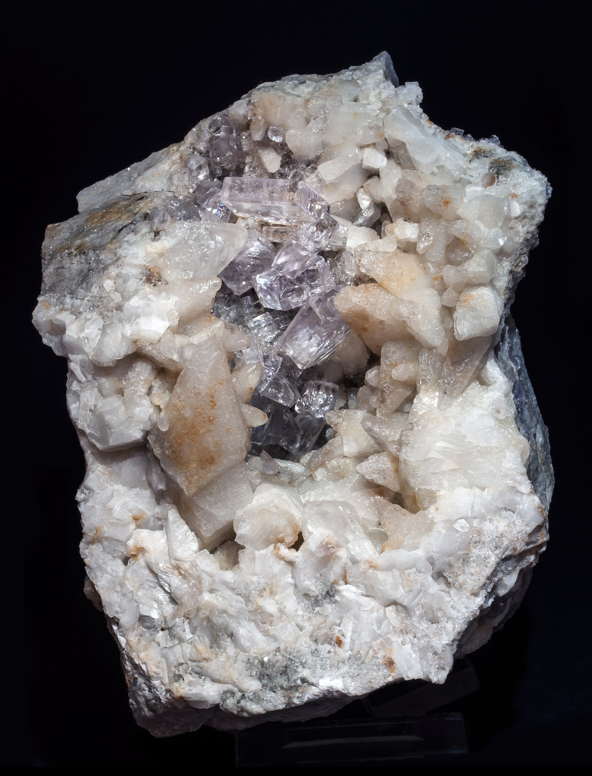 specimens/s_imagesAL9/Fluorite-NF89AL9f2.jpg