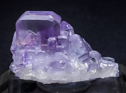 Fluorite. Front