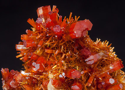 Vanadinite with Baryte. 