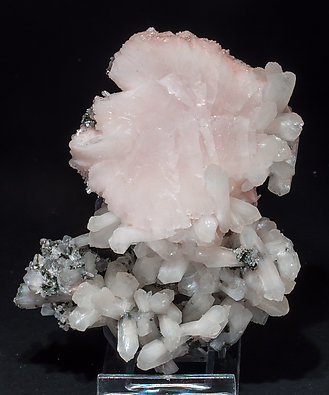 Heulandite-Ca with Stilbite-Ca. 