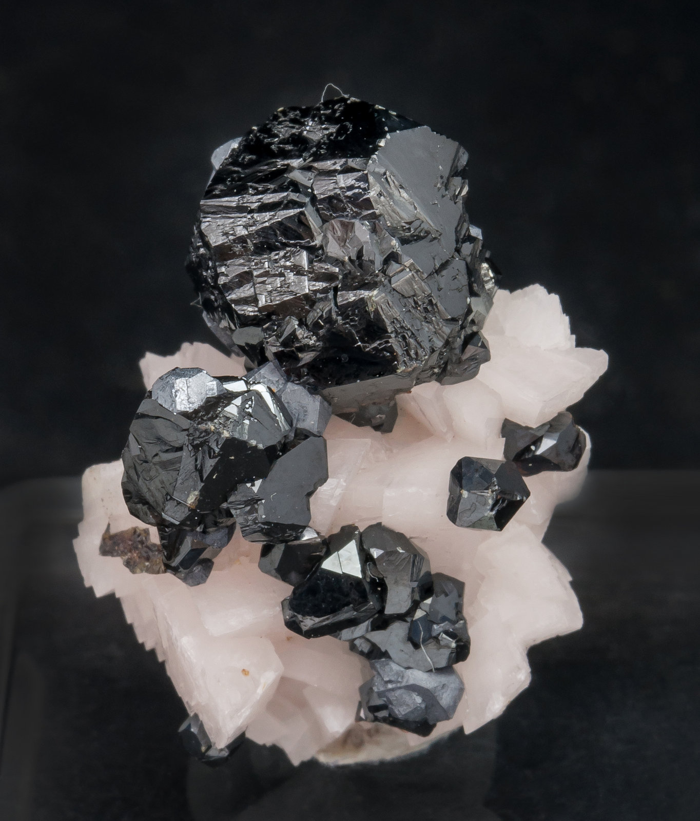 specimens/s_imagesAM1/Sphalerite-EF10AM1f.jpg