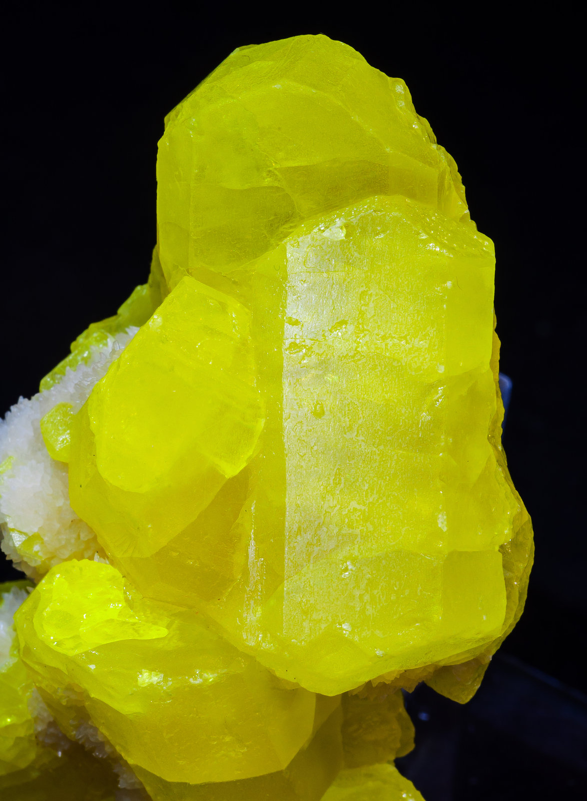 specimens/s_imagesAM2/Sulphur-DT66AM2d.jpg