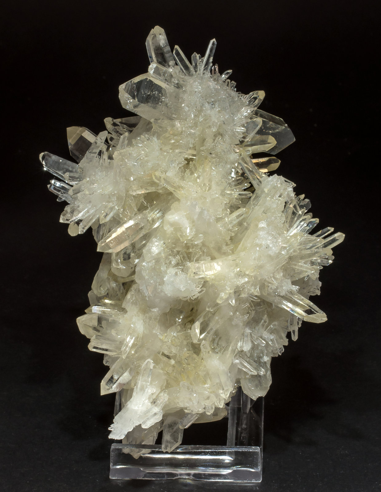 specimens/s_imagesAM3/Quartz-ET37AM3s.jpg