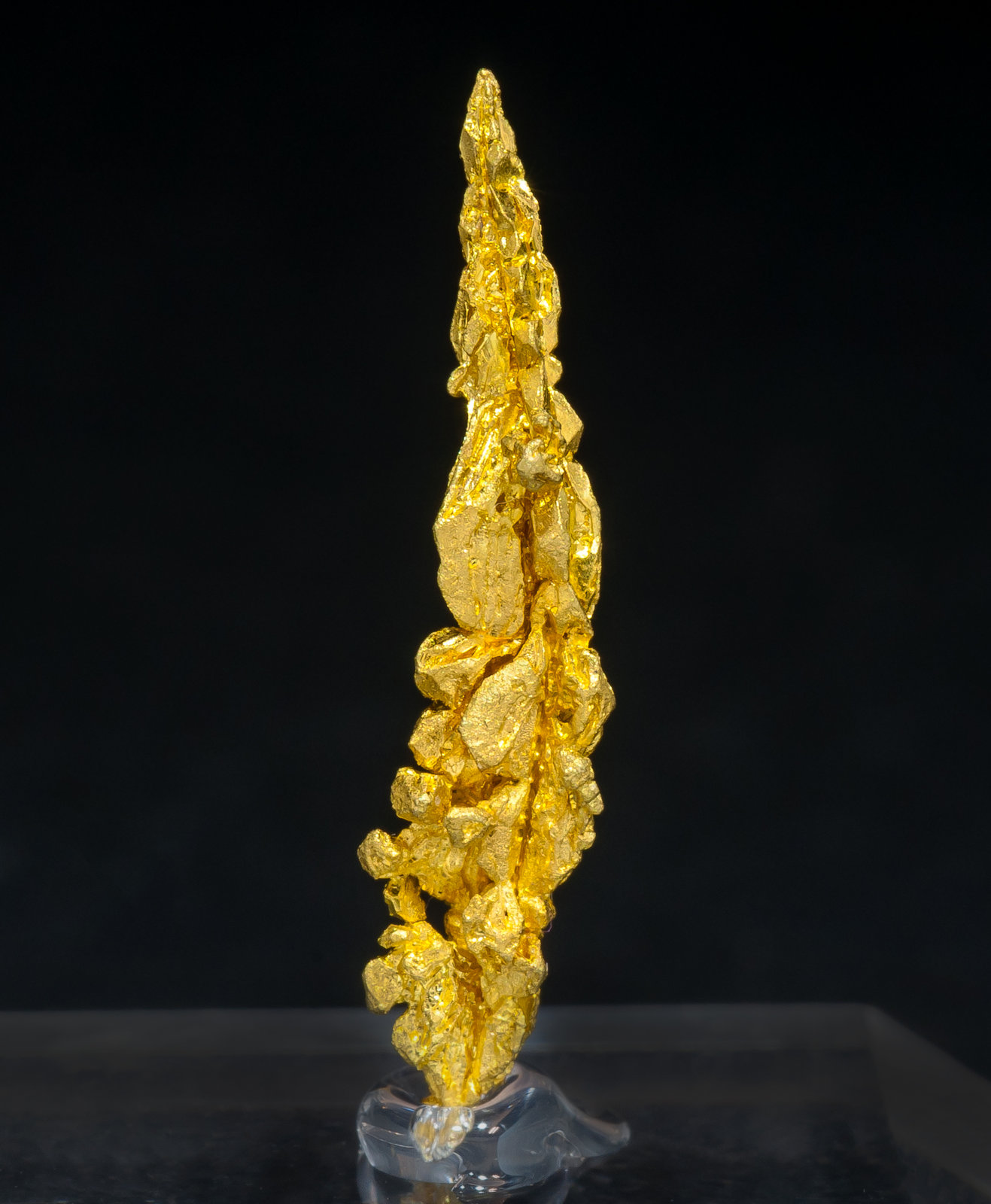 specimens/s_imagesAM4/Gold-MD11AM4f.jpg