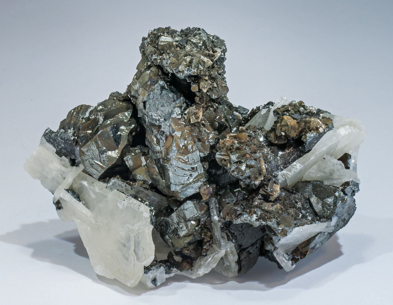 specimens/s_imagesAM4/Tennantite-TR87AM4f.jpg