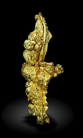 Gold (spinel twin). Front / Photo: Joaquim Calln