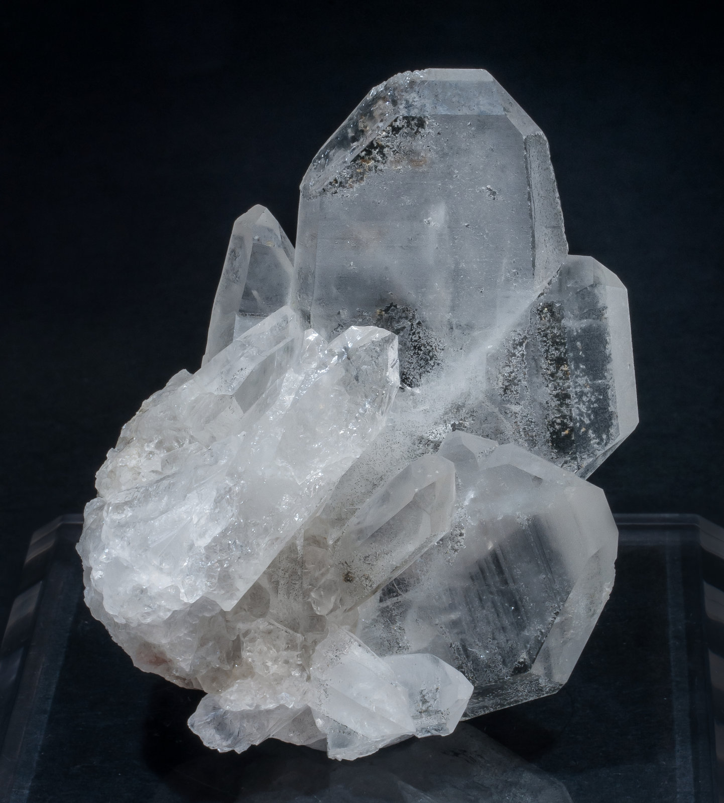 specimens/s_imagesAM5/Quartz-TH92AM5s1.jpg