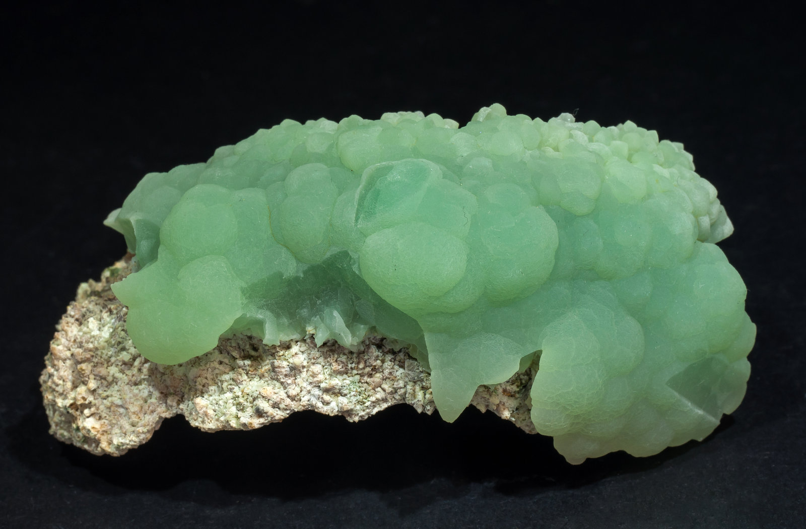 specimens/s_imagesAM5/Smithsonite-EY68AM5t.jpg