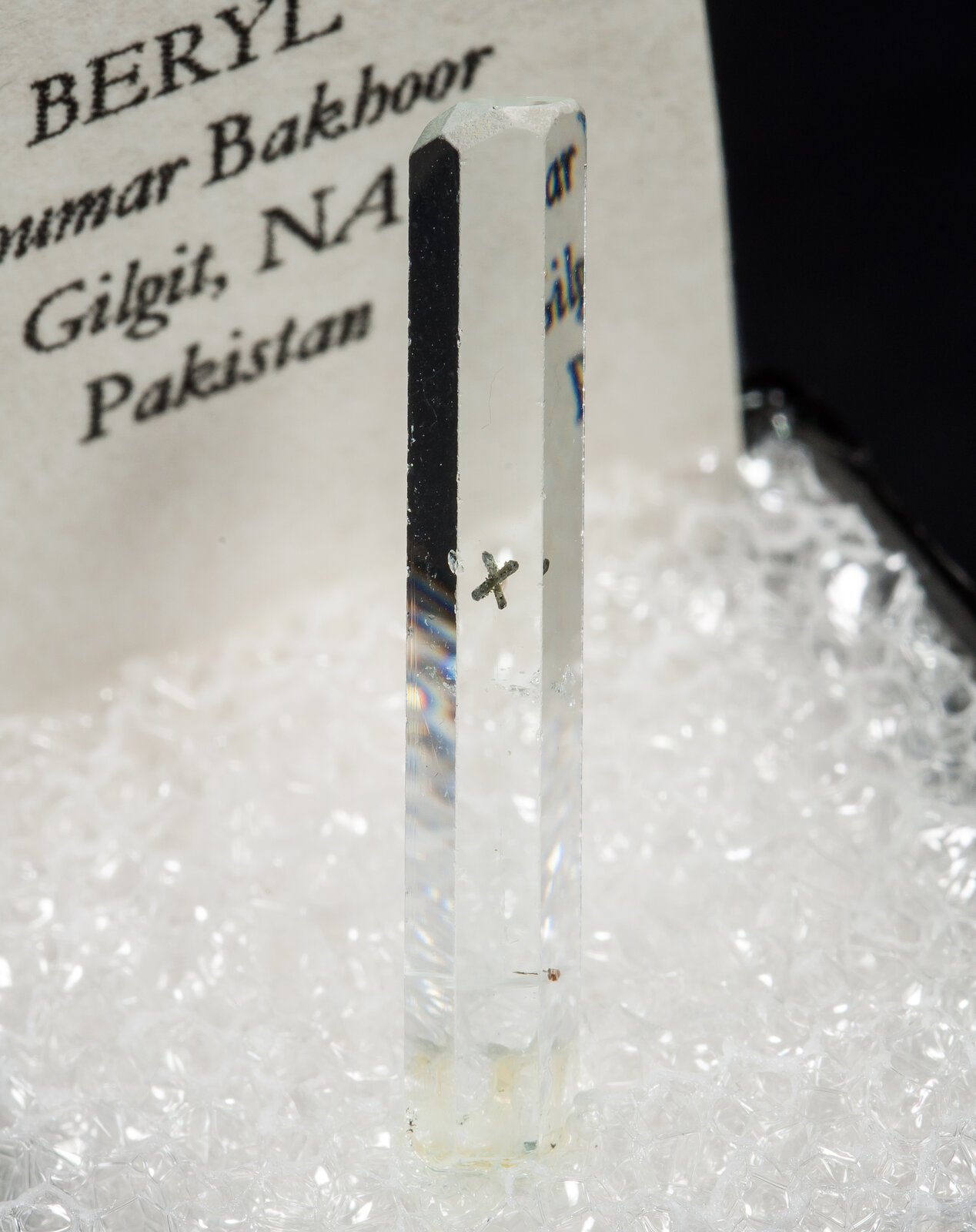specimens/s_imagesAM6/Beryl_aquamarine-MQ46AM6f2.jpg