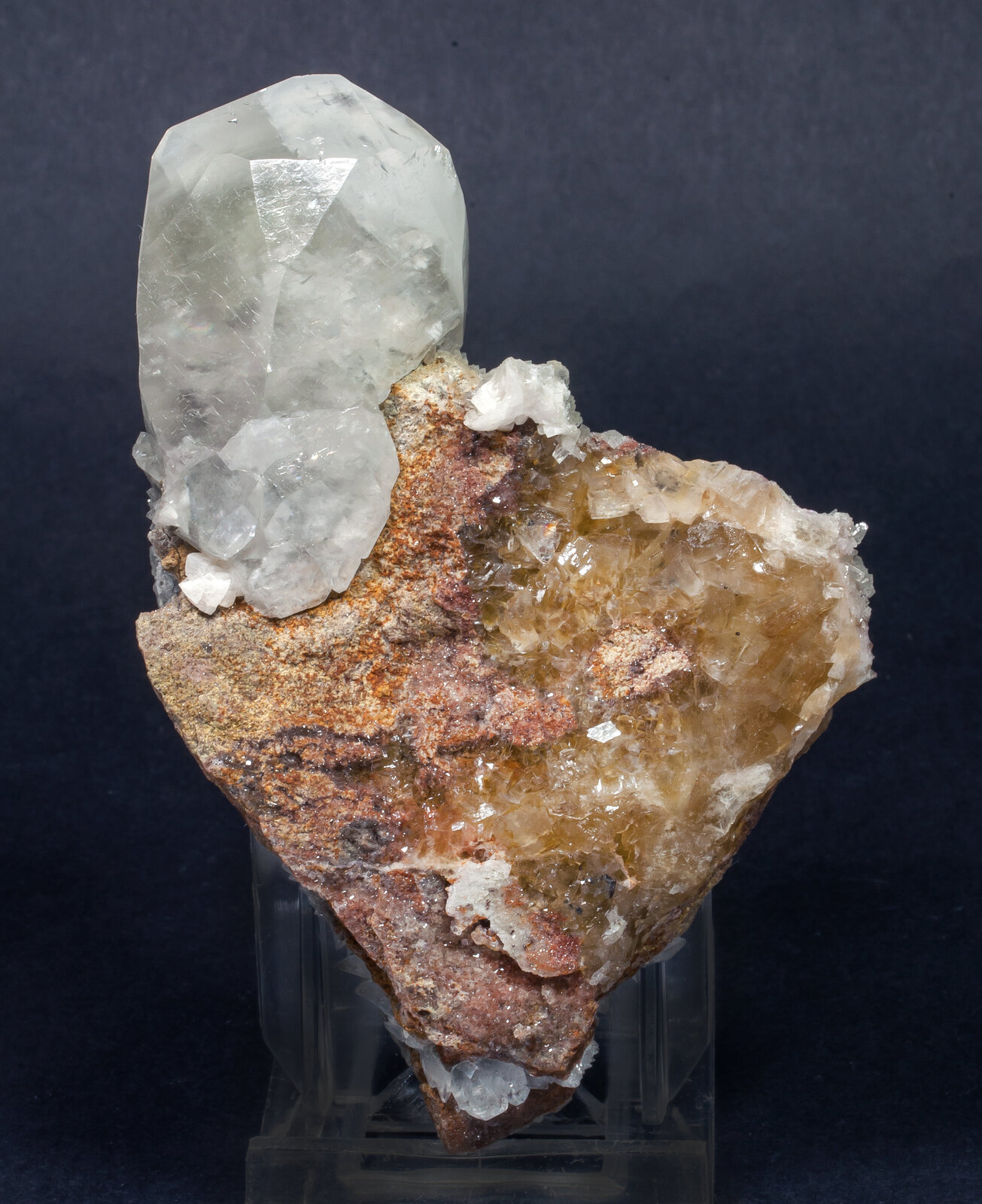 specimens/s_imagesAM6/Calcite-TF6AM6f.jpg