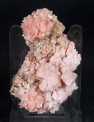 Quartz (variety rose quartz). 